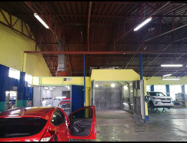 900M² WAREHOUSE FOR SALE IN BOLTONIA